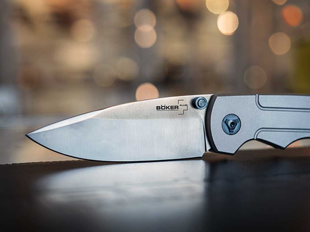 knifestock blog - mecanismos de apertura thumb stud