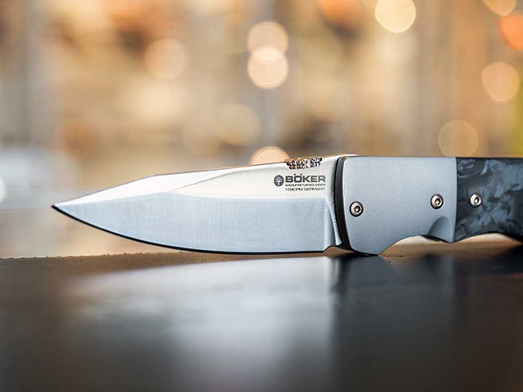 knifestock blog - mecanismos de apertura blade lifter