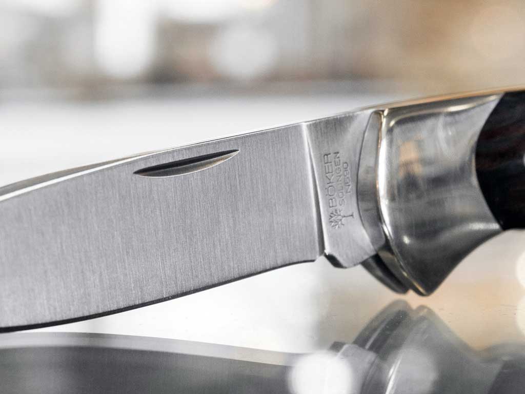 knifestock blog - mecanismos de apertura nail nick